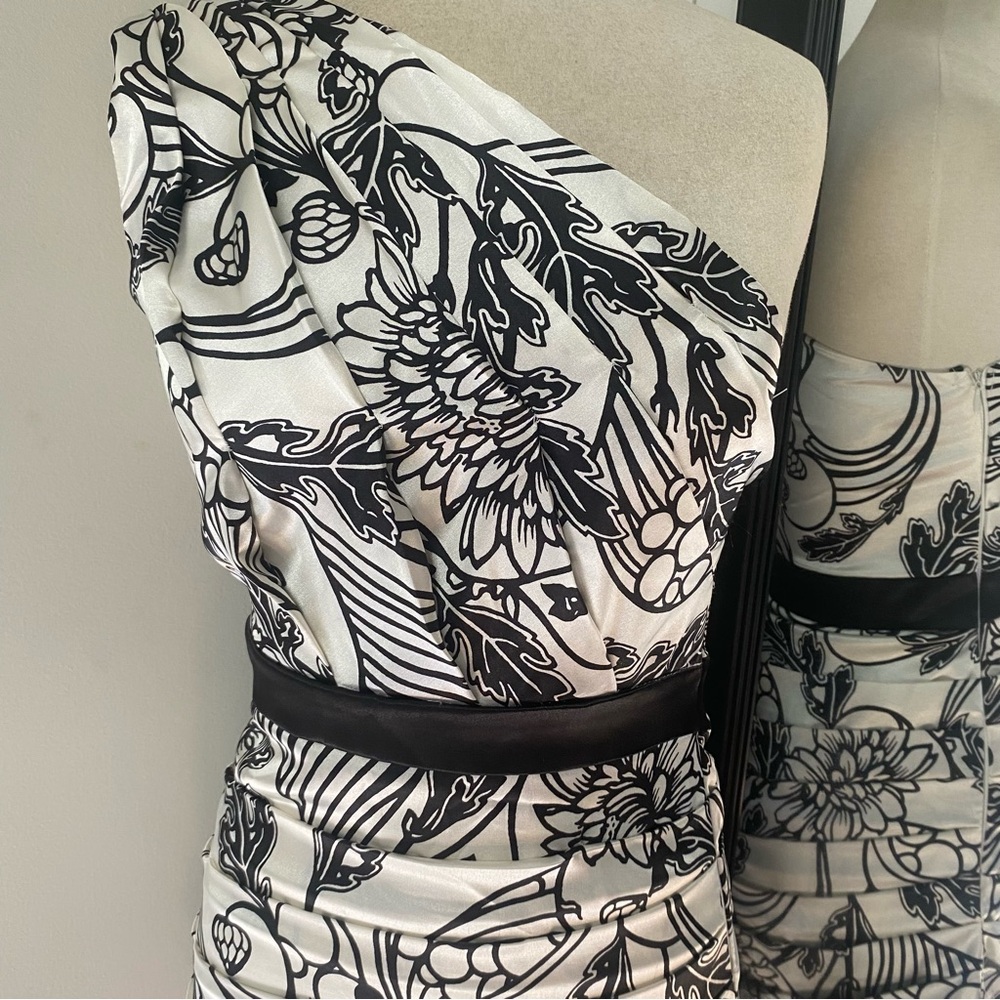 One shoulder party dress - Picture 5 of 12